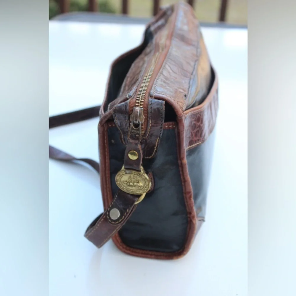 Vintage Brahmin cross body bag